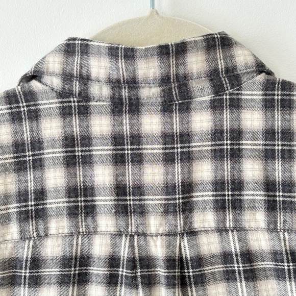 3/$20🌻J Crew 100% Cotton Gray Plaid Flannel Tunic Top - Picture 15 of 16